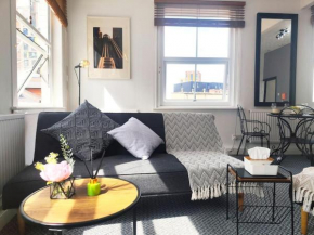 Elite Living - City Centre Accommodates up to 5